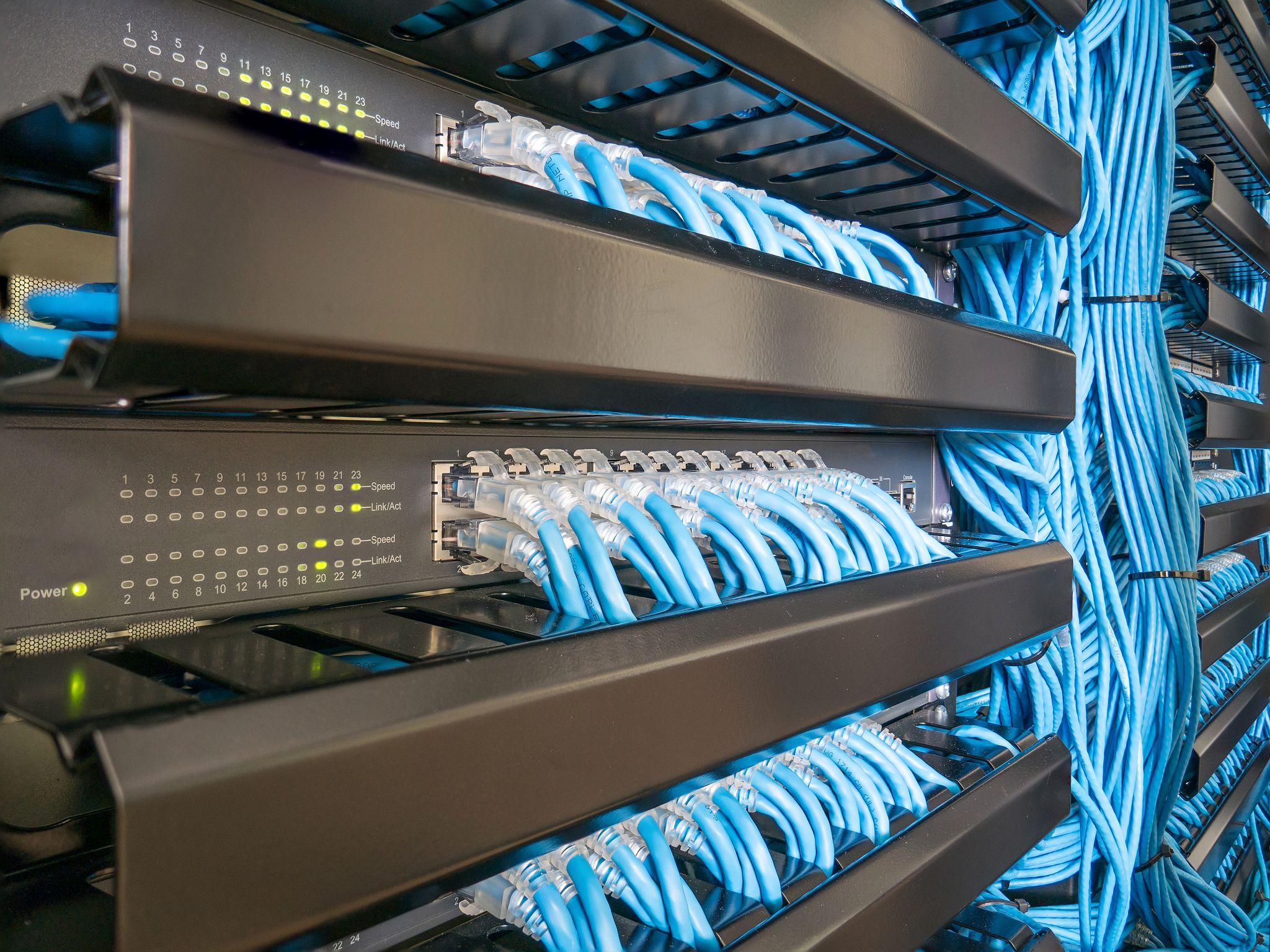 Déploiement Réseau Campus & WIFI Entreprise